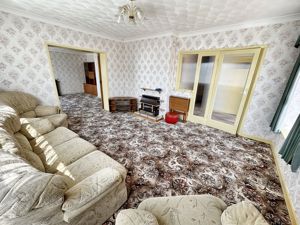 Lounge- click for photo gallery